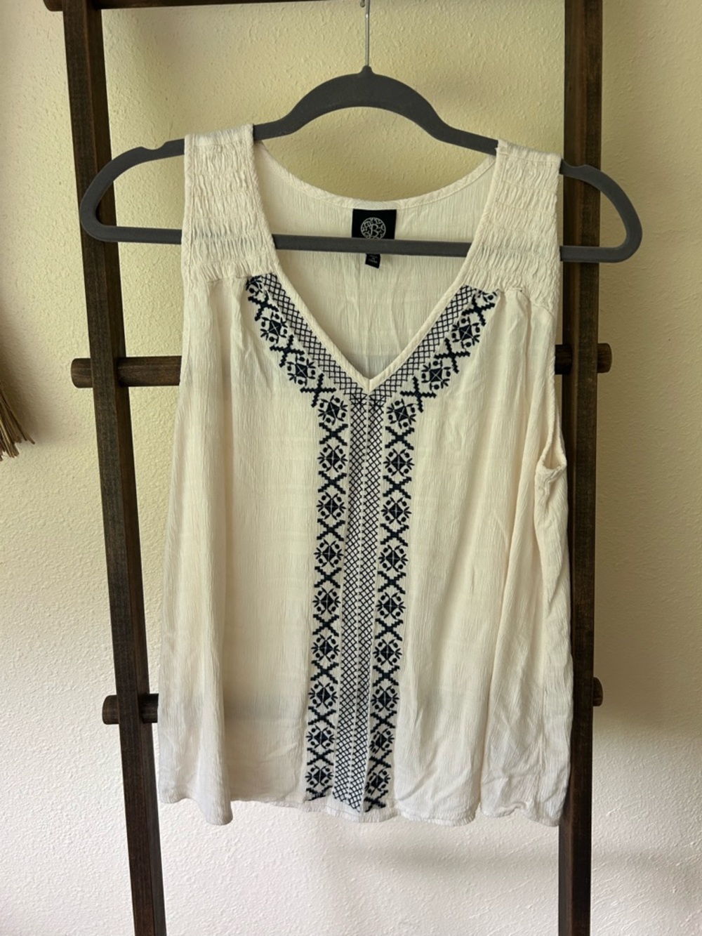 bobeau Off-White Tank with Navy Embroidered V-Neck